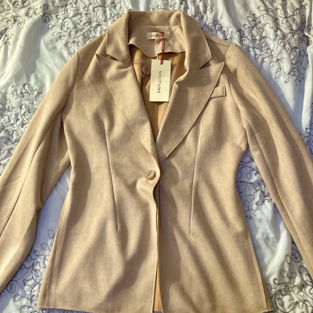 Solitaire Women's Beige Jacket